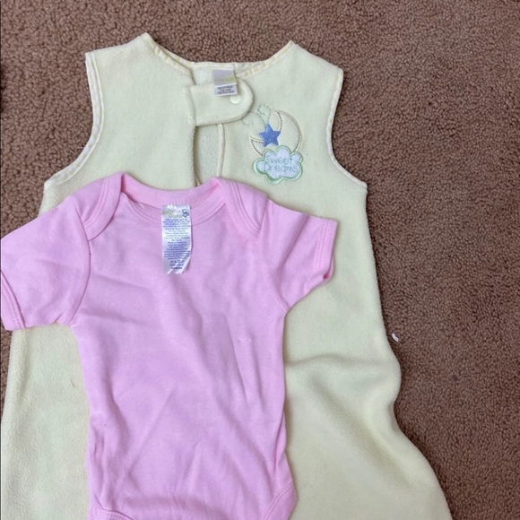 Carter’s Lot of Girls Winter Bundle 3-12 months - Picture 7 of 8